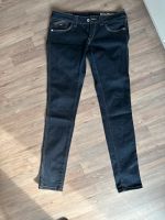 Damen Jeans von Tommy Hilfiger W30/L32 skinny Niedersachsen - Lemförde Vorschau