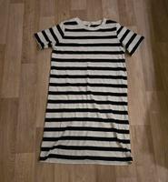 H&m T- shirt kleid xs Nordrhein-Westfalen - Neuss Vorschau