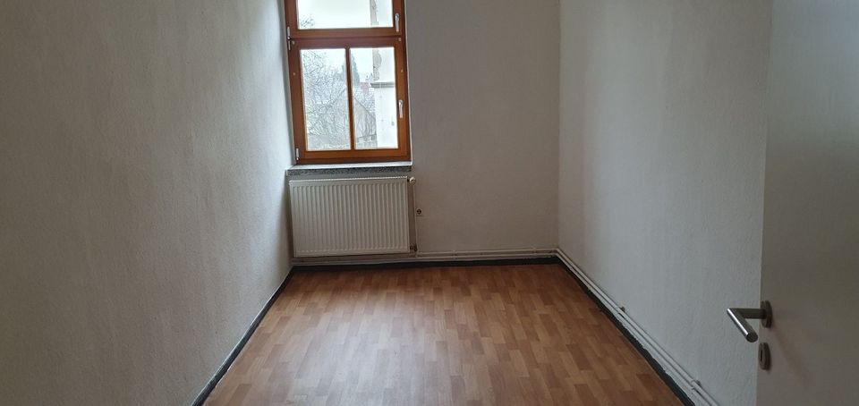 ! Zörbig - günstige 3-Raum-Wohnung - AB SOFORT ! LS46 in Zörbig