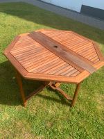 Gartentisch aus Holz 1m x 1m Niedersachsen - Langenhagen Vorschau