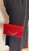 Das „Kleine Schwarze“ von Hugo Boss incl. Clutch Bayern - Taufkirchen München Vorschau