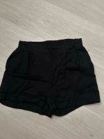 Kurze Hose Hotpants Pimkie XS 34 schwarz leichter Stoff Nürnberg (Mittelfr) - Südoststadt Vorschau