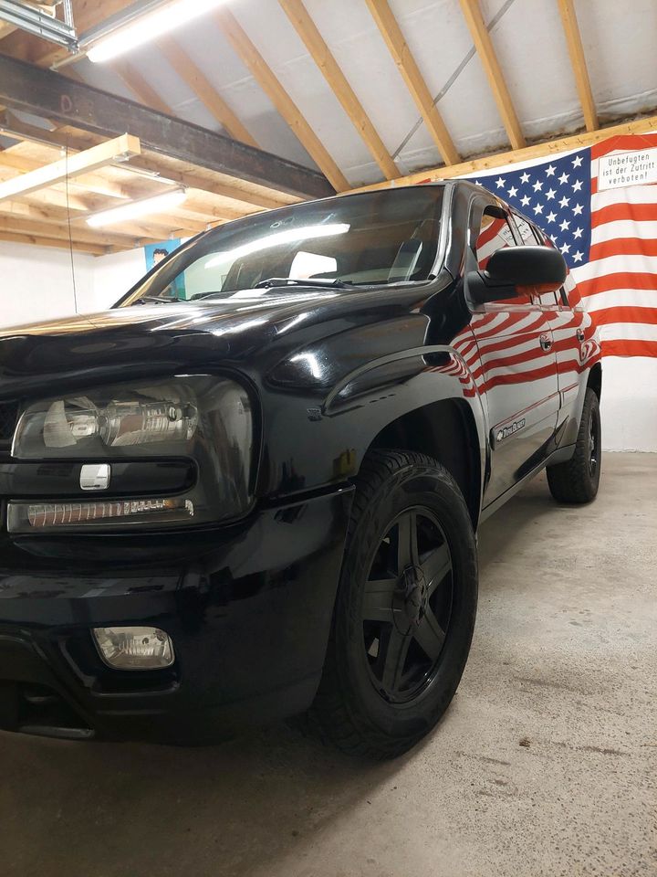 Chevrolet Trailblazer LTZ, 4,2, TÜV neu, div. Zubehör in Grefrath