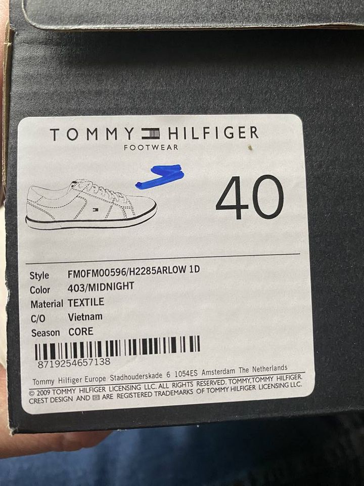 Schuhe Herren Tommy Hilfiger Gr. 40 - Neuwertig in Ludwigslust