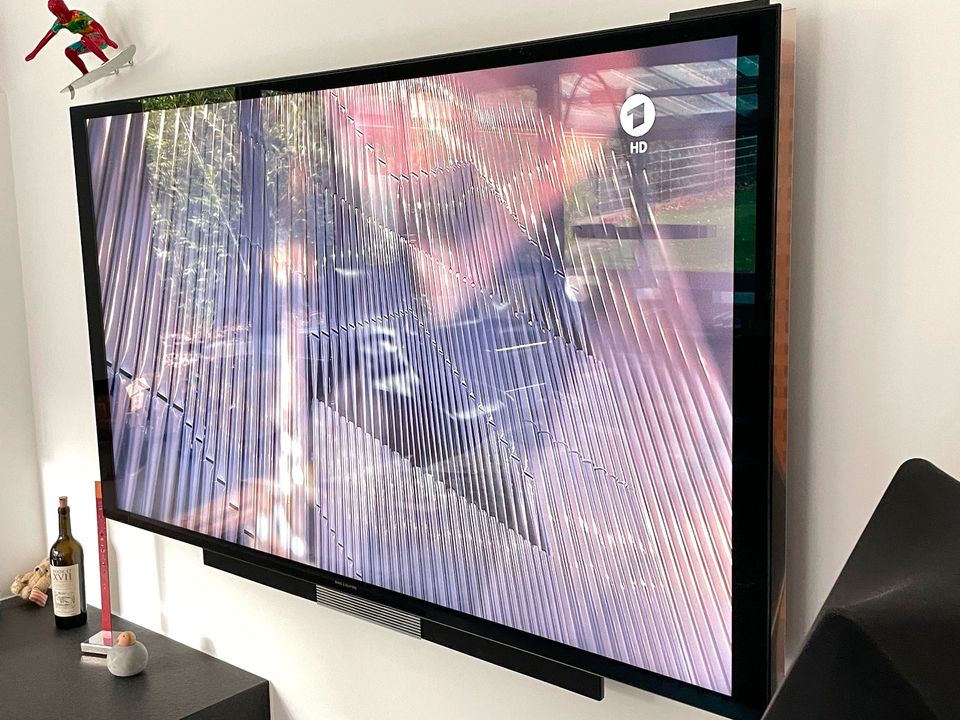 Bang Olufsen BeoVision Avant 75 NG / 4K LCD Smart TV in Limburg