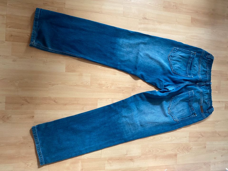 s.Oliver Jeans Pete 1Gr. 176 big in Lichtenfels