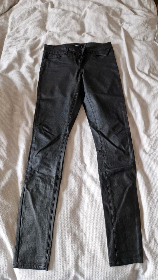 Vero Moda Strech Jeans black schwarz Gr.S in Magdeburg