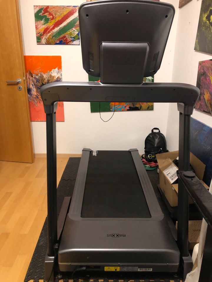 Profi Laufband Maxxus Runmaxx 7.4 – Top Zustand, wenig genutzt in Böblingen