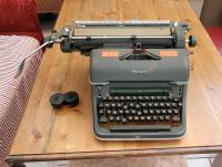 Alte Schreibmaschine von Olympia Niedersachsen - Varel Vorschau