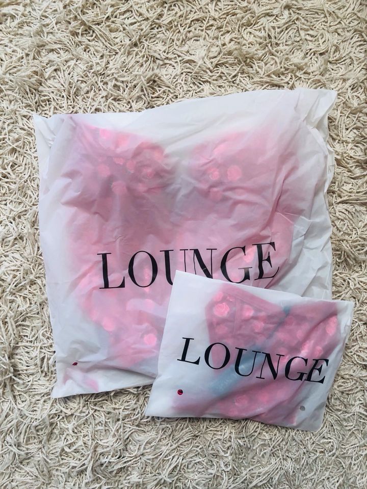 Lounge Underwear Kaia Intimates Set Korsett Slip S neu in Berlin