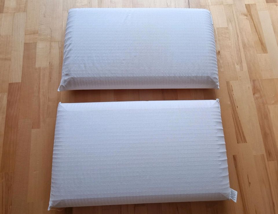 Memory Foam Kissen, neu in Knittlingen