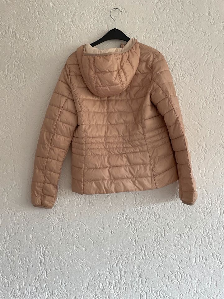 Leichte Steppjacke von C&A 38 in Zeilarn