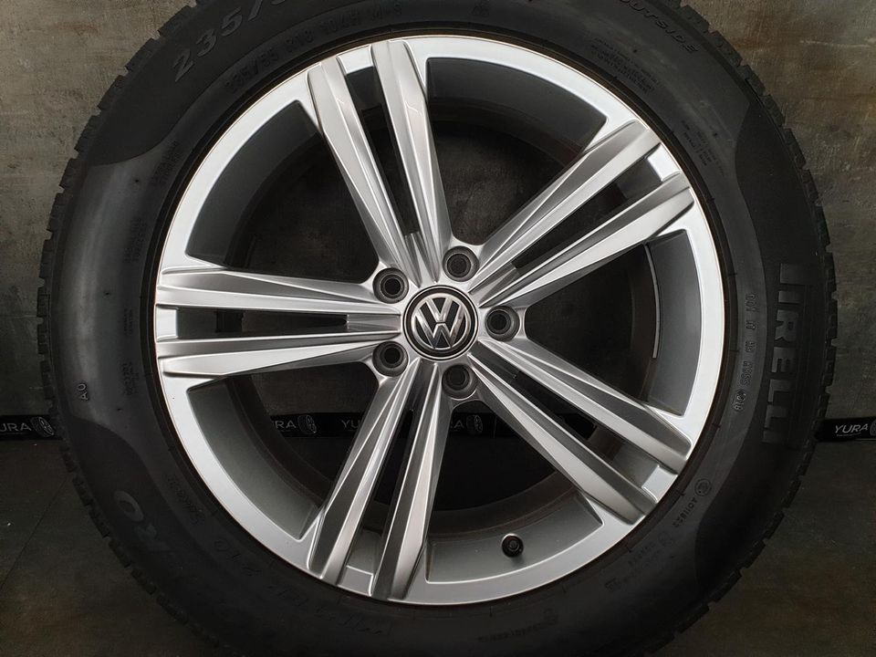 VW Tiguan 2 5NA Sebring Alufelgen Winterreifen 235/55 R 18 IA1#0 in Herford