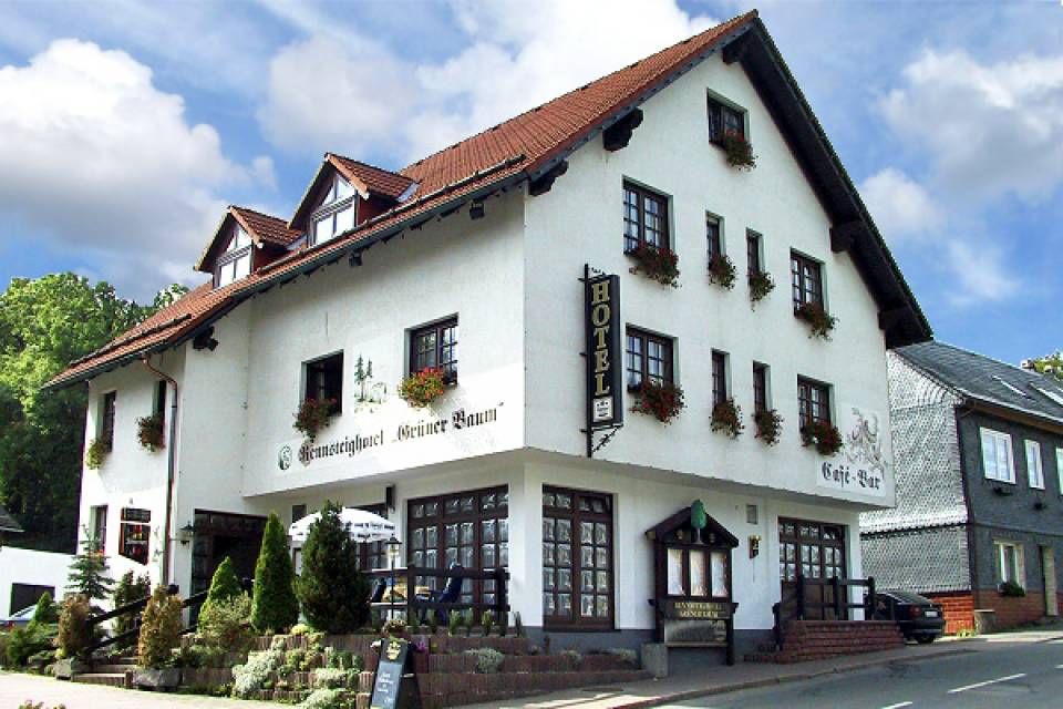 ⭐️ Rennsteighotel Grüner Baum ➡️ Service  (m/w/x), 98528 in Suhl