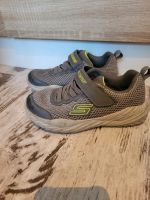 Leichte Sneaker, Turnschuhe von Skechers , Größe 31 Bayern - Landshut Vorschau