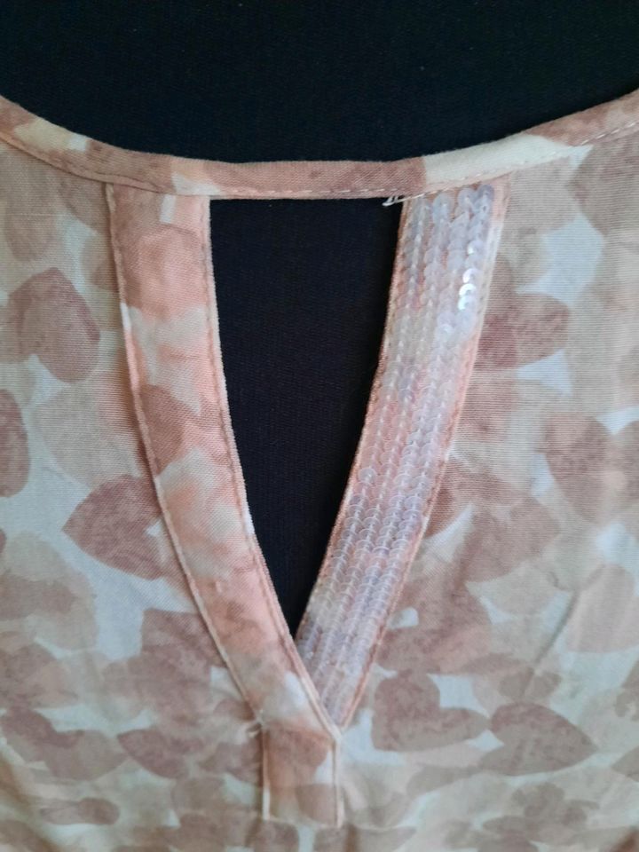 Bluse Gina Benotti, Gr. 52-54, Fb. rosé-beige, neuwertig in Gelnhausen