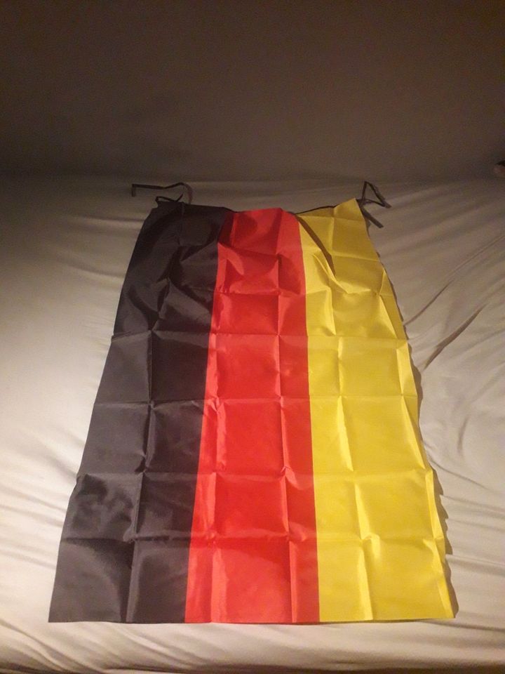 Deutschland Fahne als Umhang 120 x 80 cm ❗️Neu❗️ in Halle