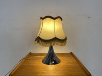 WMK Vintage trifft Modern! Diese Tischlampe ist eine ungewöhnliche Symbiose eines Lampenschirms aus den 60er Jahren und einer modernen Lampe von Herstal # Tischleuchte Lampe Leselampe Retro Chrom Friedrichshain-Kreuzberg - Friedrichshain Vorschau