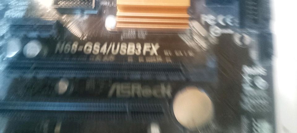 AMD FX 8kerne mit 8 GB DDR3 und bor in Furth im Wald