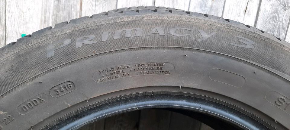 4x Sommerreifen 215/65R17 99V Michelin DOT3416 3,8-6,3mm in Pronstorf