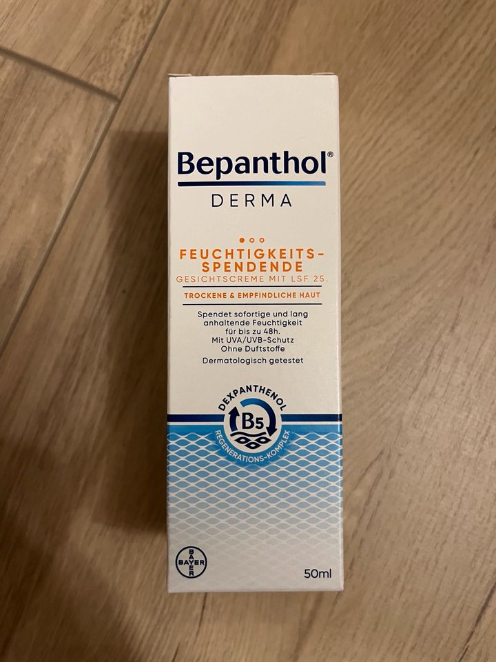 NEU Bepanthol DERMA Feuchtigkeitsspendende Gesichtscreme LSF 25 in Leinburg