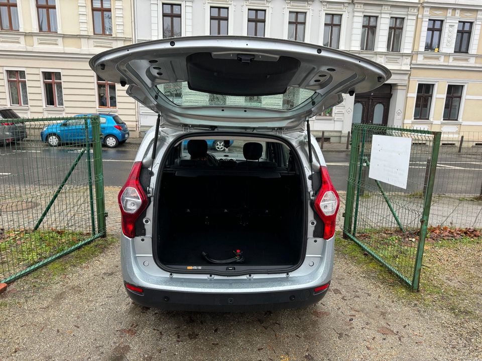 Dacia Lodgy 1-Hand Scheckheft AHK  Navi Sitzheizung in Görlitz