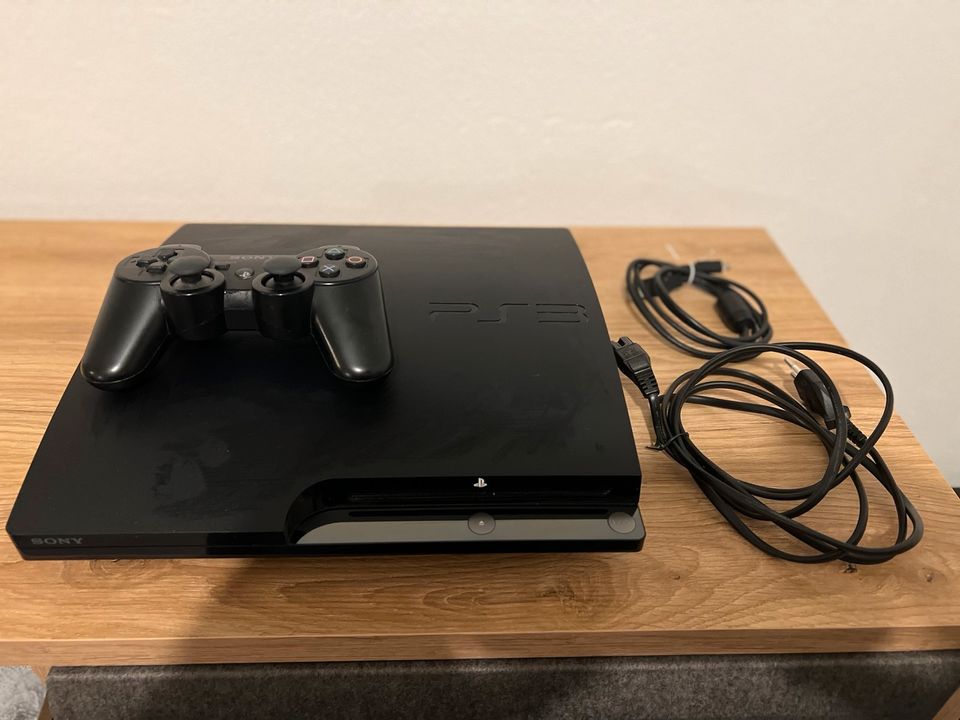 Sony PlayStation 3 Slim 320GB in Lindhorst