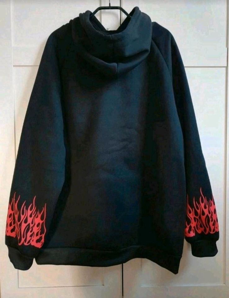 NEU ! Hoodie Flammen Print schwarz Kapuzenpulli Sweatshirt Pulli in Stockdorf