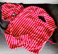 Pullover Kapuze H&M LOGG Hoodie rot weiß 110 116 Segler Tasche Mecklenburg-Vorpommern - Stralsund Vorschau