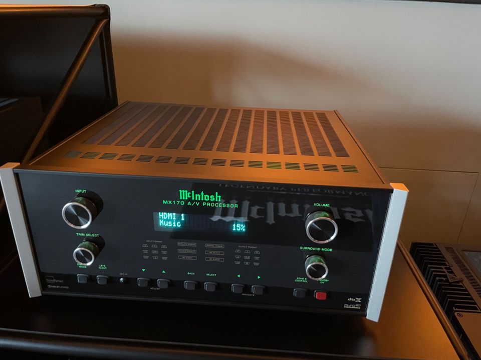 McIntosh MX170AC - Heimkino-Referenz-Vorstufe / DEMO mit Garantie in Mülheim (Ruhr)