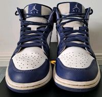 Nike Air Jordan Mid 1 Gr. 42 mit Original Karton Nordrhein-Westfalen - Freudenberg Vorschau