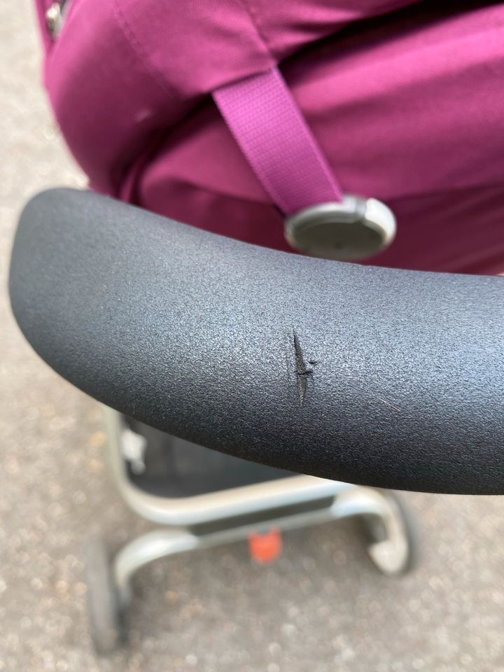 Stokke Scoot Kinderwagen mit Zubehör in Essen