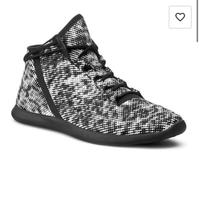 Sportschuhe Gr. 38 (37) under armour super leicht Hessen - Frankenberg (Eder) Vorschau