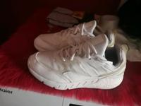 adidas Damenschuhe Mecklenburg-Vorpommern - Wismar Vorschau