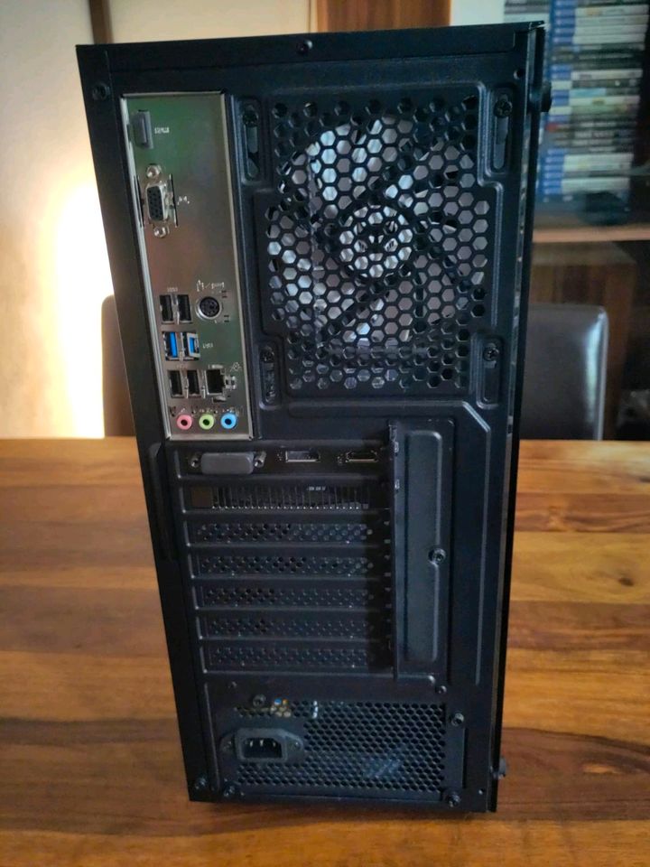 BEASTCOM Q5 Gaming PC mit Windows 11 Pro. in Magdeburg