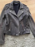 Tommy Hilfiger Jacke Leder Gr.38 Frankfurt am Main - Bergen-Enkheim Vorschau