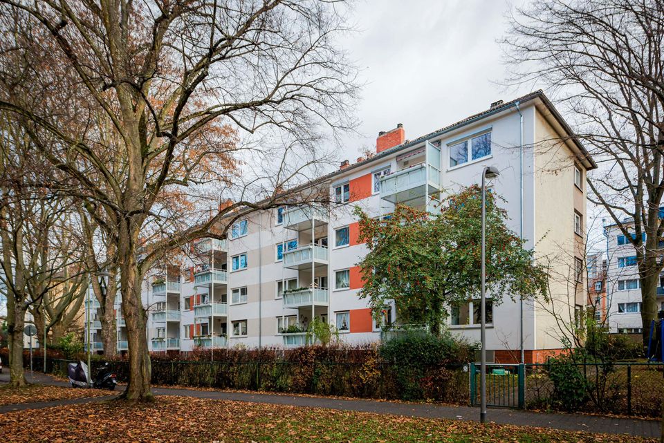 Frankfurt-Dornbusch: Urbanes Wohnen im Grünen – Moderne 3-Zimmerwohnung mit perfekter Anbindung in Frankfurt am Main
