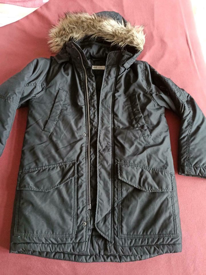 Winterjacke schwarz Gr 146 in Berlin