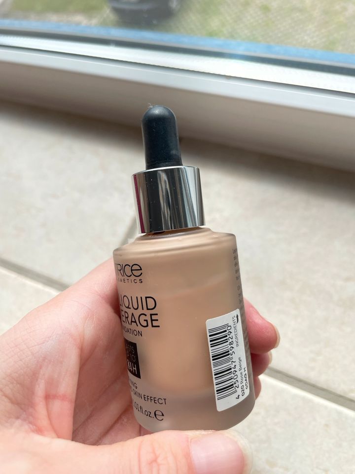 Catrice HD Liquid Coverage Foundation Rose Beige Make Up in  Baden-Württemberg - Küssaberg | eBay Kleinanzeigen ist jetzt Kleinanzeigen