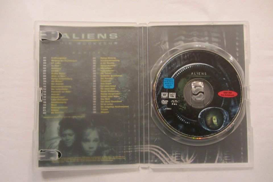 2 DVD`s - ALIEN (DIRECTORS CUT) & ALIENS - DIE RÜCKKEHR in Buchloe