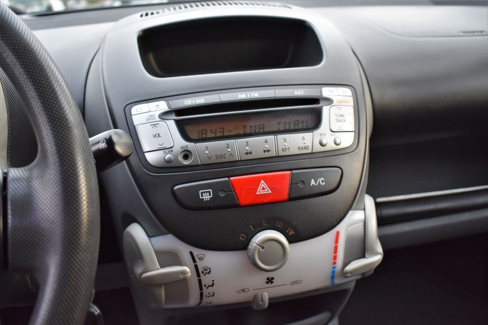 Toyota Aygo Cool *KLIMA*EURO4*ISOFIX*ABS*RADIO-CD* in Melbeck