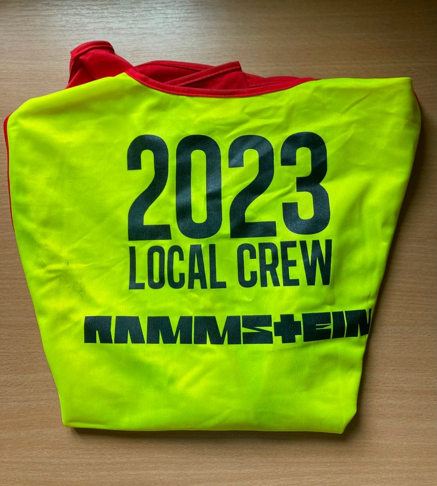 Rammstein Local Crew Warnwesten 2023 in München