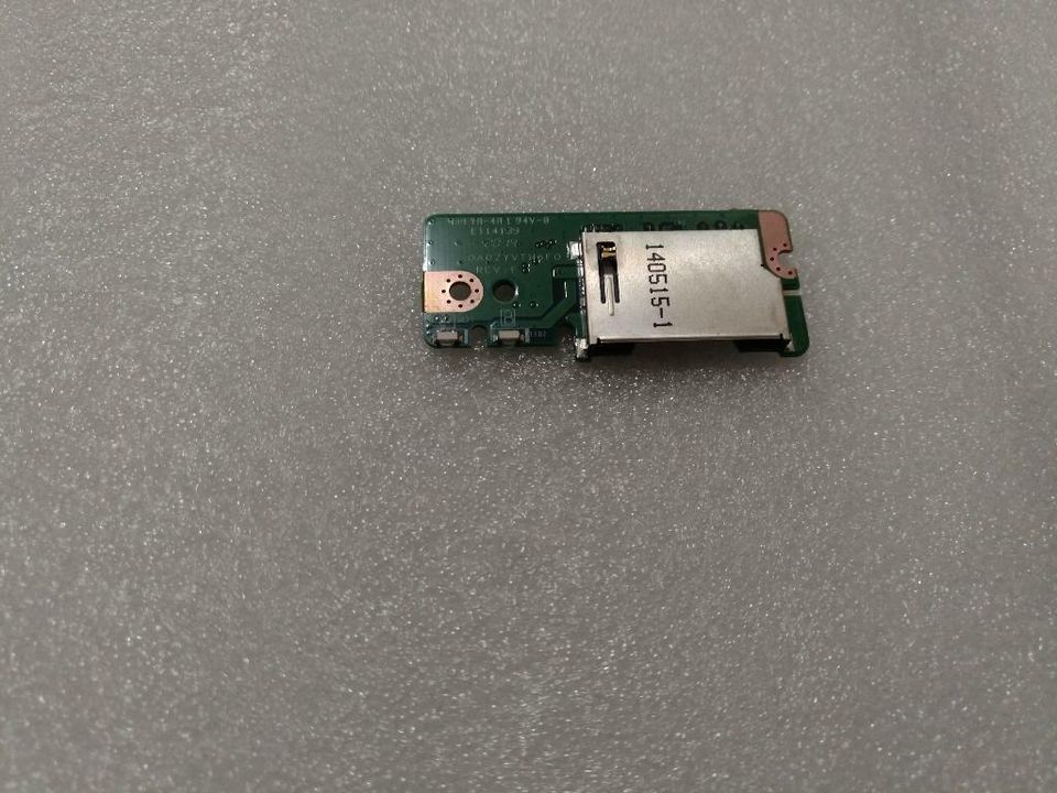 Acer Aspire E5-721 Card Reader Board in Köln