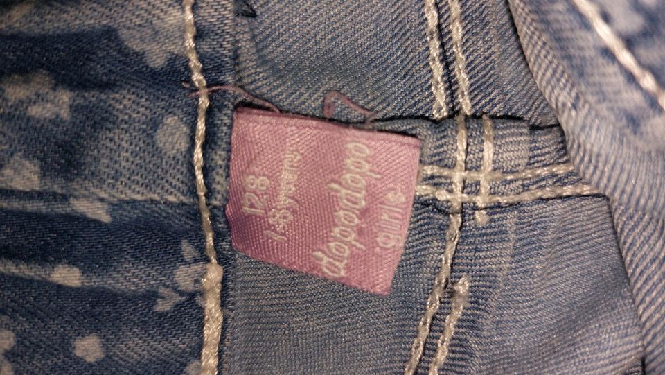 Jeans Größe 128 in Westoverledingen