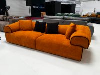 Salta 3er Bigsofa Couch golden Orange UVP 1649 € - 4168 Nordrhein-Westfalen - Bad Driburg Vorschau