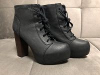 H&M Stiefel/ Stiefeletten/ Boots/ Schuhe/ Absatz/ Heel Frankfurt am Main - Niederursel Vorschau