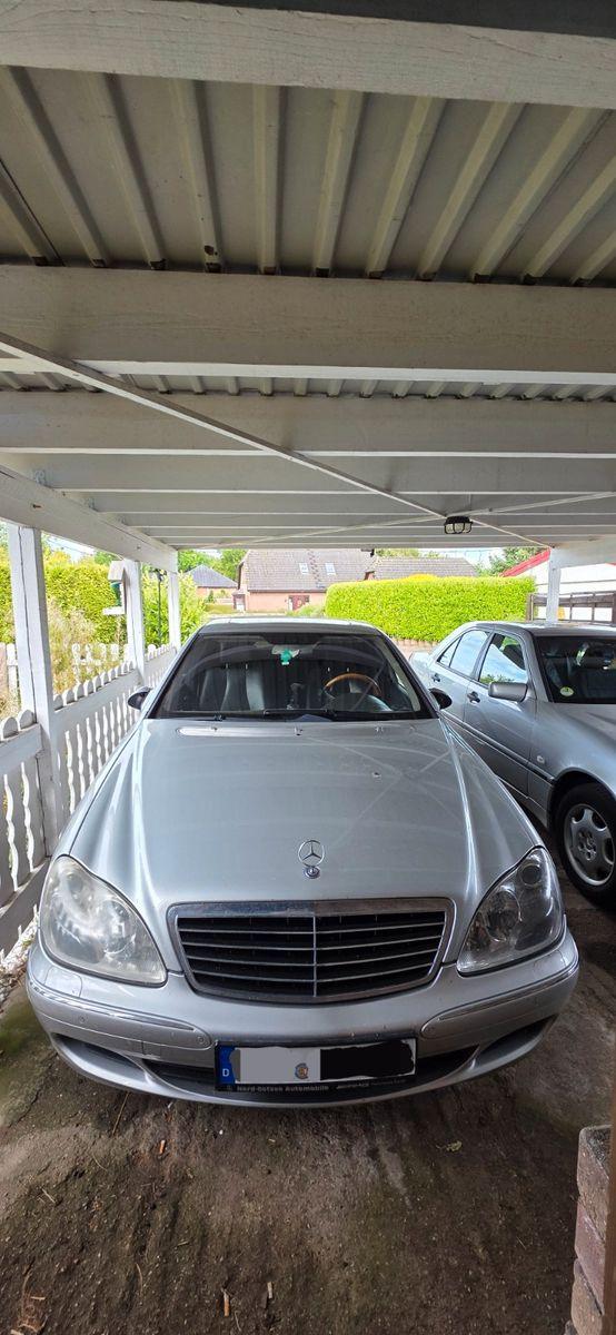 Abbildung des Autos Mercedes-Benz S400