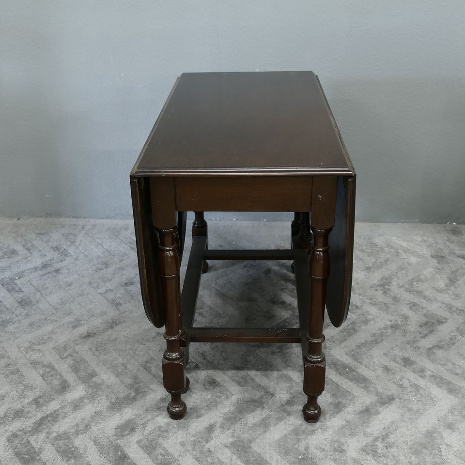 Großer Englischer Esstisch Tisch Mahagoni Antik um 1890 in Beelitz
