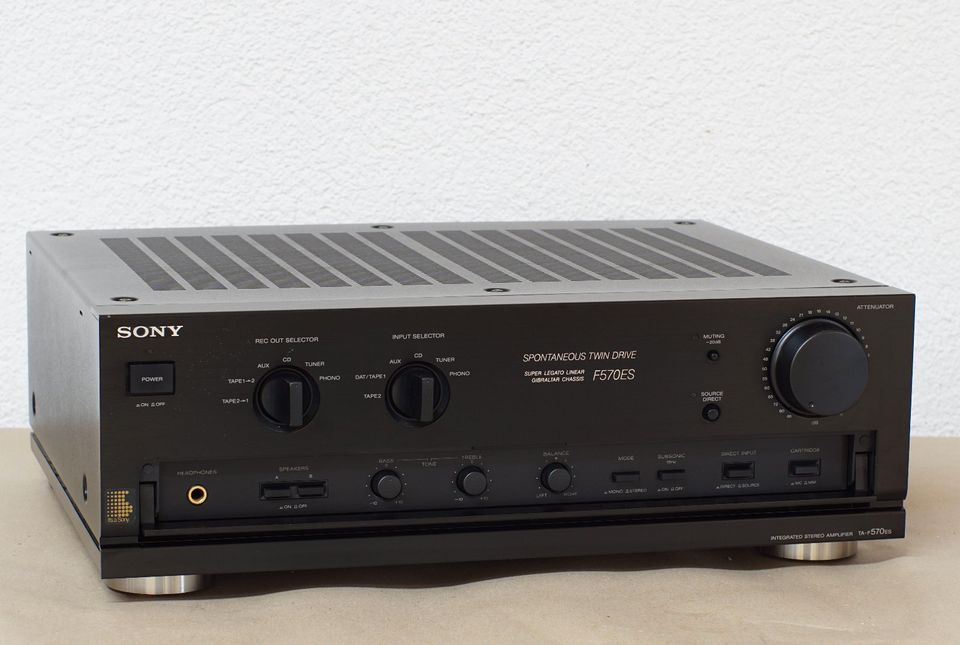 Sony TA-F570 ES * wertiger Vollverstärker + Phono * 1J. Gewährl. in Hilchenbach