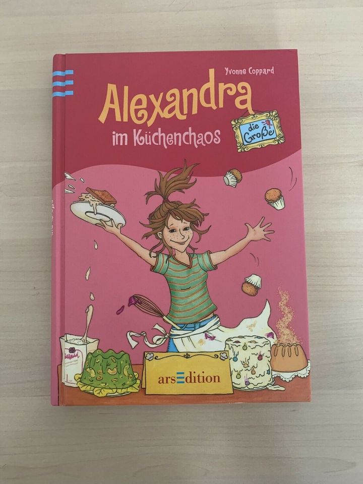 Alexandra im Küchenchaos (Yvonne Coppard) in Hochdorf (Riß)